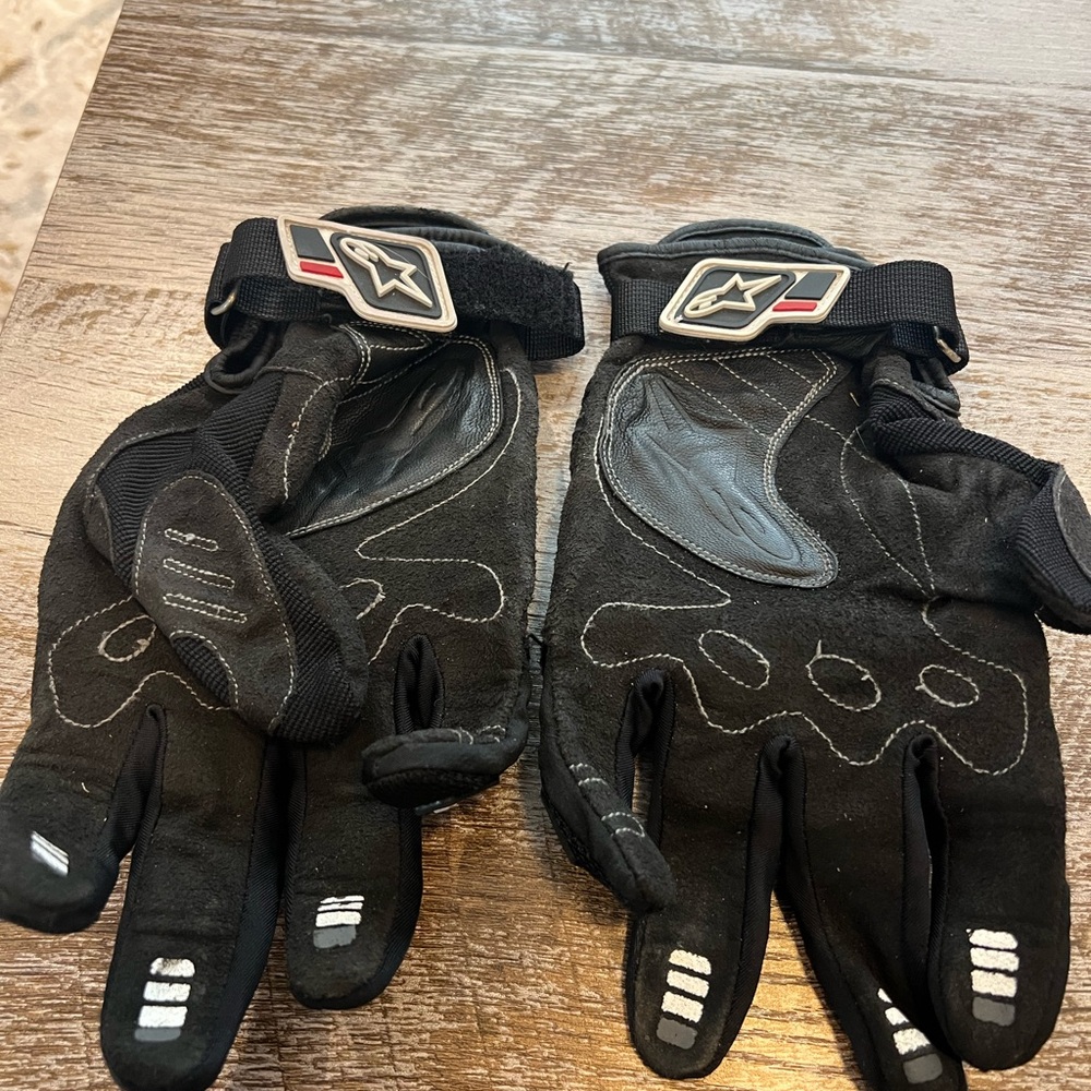 Alpinestars Black SMX Air Carbon Gloves - Picture 2 of 3